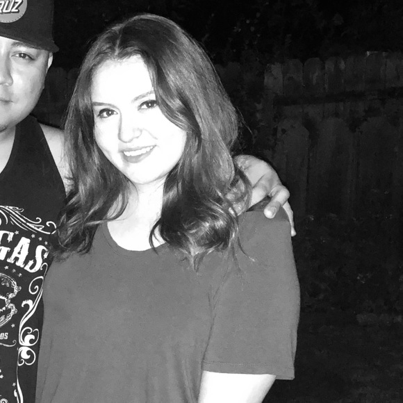 Meet your Posher, Carolina - Picture 1 of 1